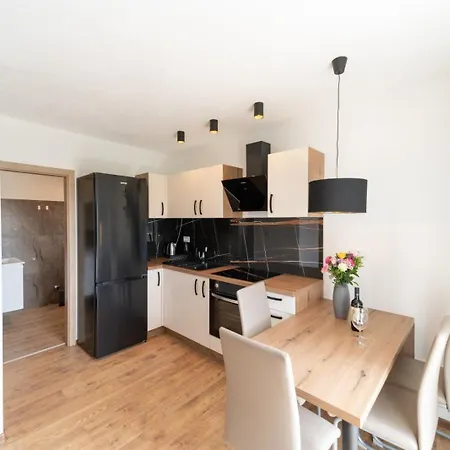 Apartment Emilia 2