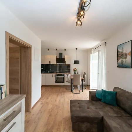 Apartment Emilia 2
