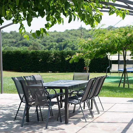 Apartment Emilia 2